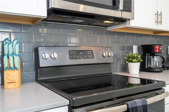 Image No.30-4 Bed Townhouse for sale