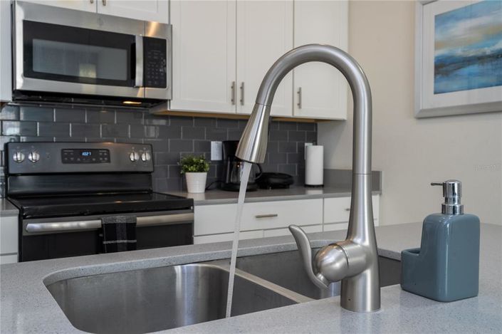 Image No.32-4 Bed Townhouse for sale