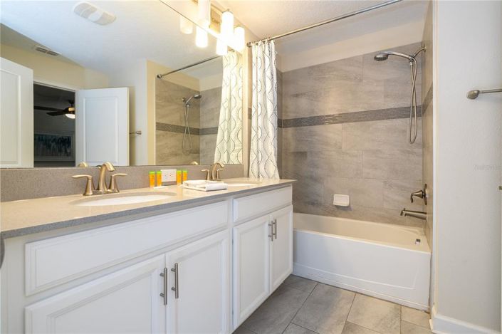 Image No.59-4 Bed Townhouse for sale