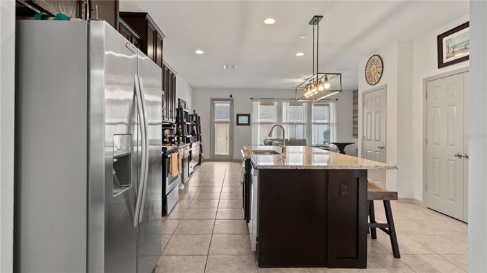 Image No.12-3 Bed Townhouse for sale