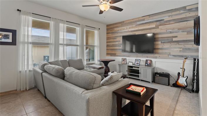 Image No.13-3 Bed Townhouse for sale