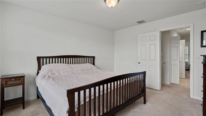 Image No.14-3 Bed Townhouse for sale