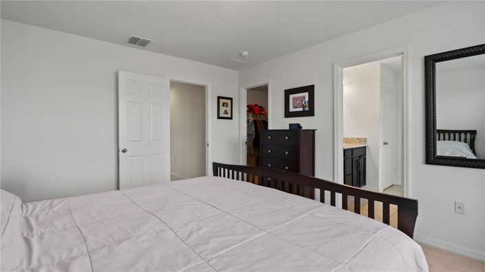 Image No.15-3 Bed Townhouse for sale