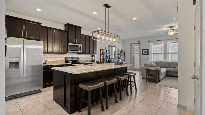 Image No.2-3 Bed Townhouse for sale