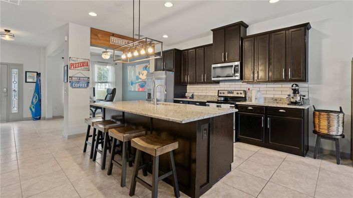 Image No.4-3 Bed Townhouse for sale