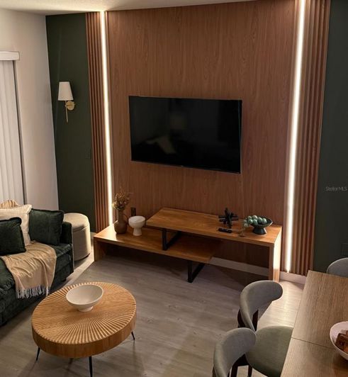 Image No.10-3 Bed Townhouse for sale