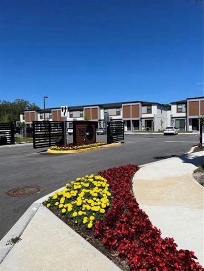 Image No.2-3 Bed Townhouse for sale