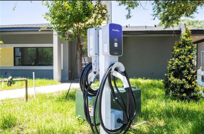 Image No.33-3 Bed Townhouse for sale