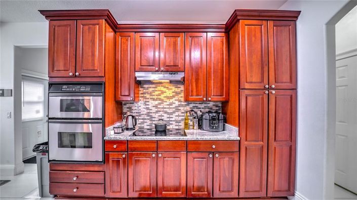 Image No.13-5 Bed House for sale