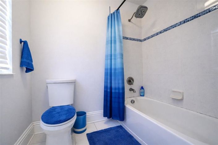 Image No.32-5 Bed House for sale