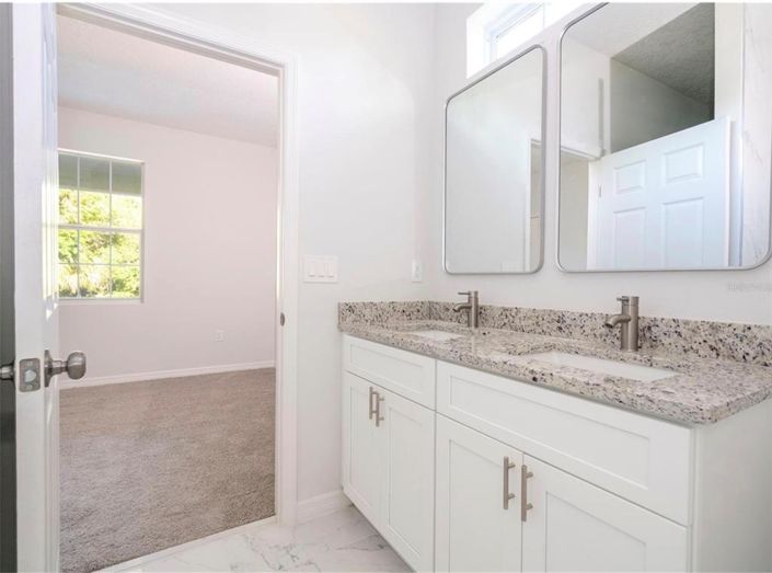 Image No.24-3 Bed House for sale