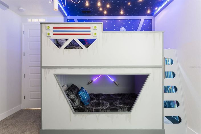 Image No.12-5 Bed House for sale