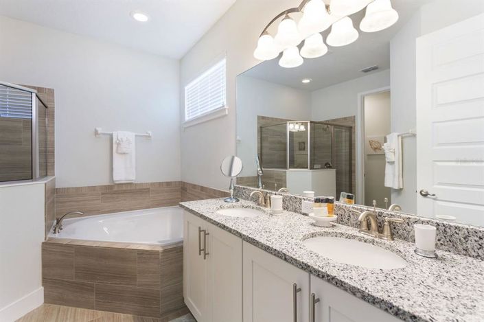 Image No.22-5 Bed House for sale