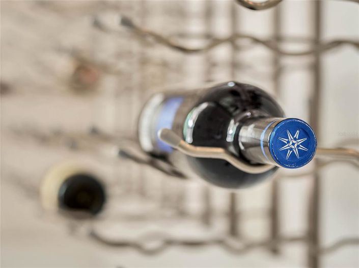 Image No.20-6 Bed House for sale