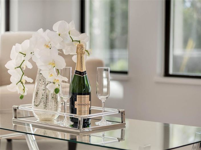 Image No.29-6 Bed House for sale