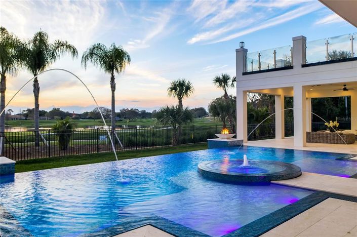 Image No.3-6 Bed House for sale