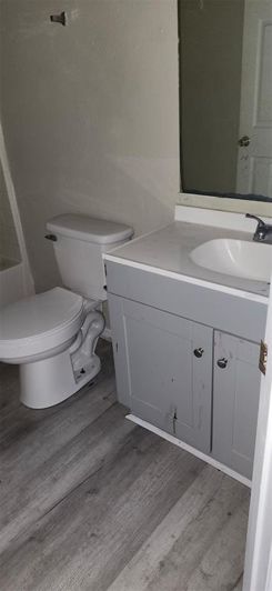 Image No.18-4 Bed House for sale