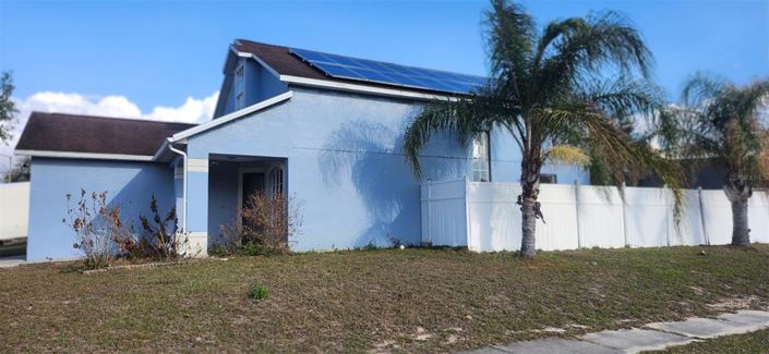 Image No.2-4 Bed House for sale