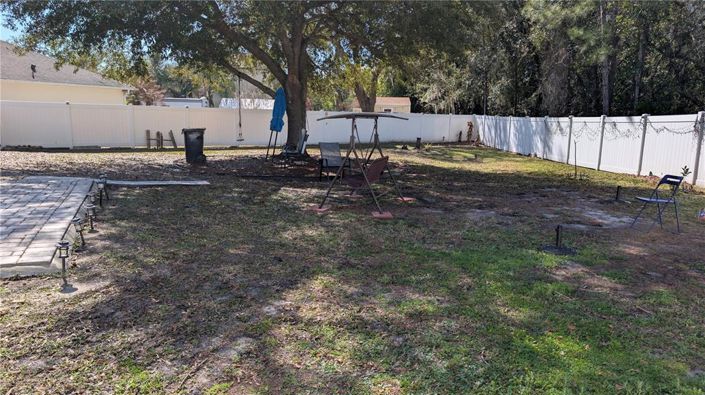 Image No.11-3 Bed House for sale