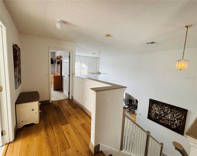 Image No.16-5 Bed House for sale