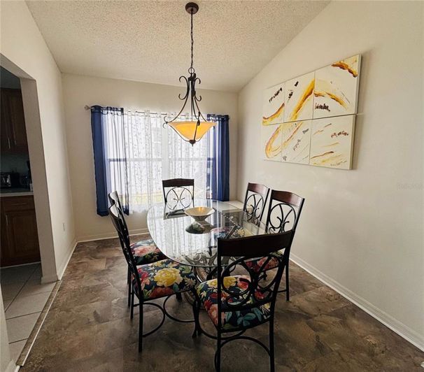 Image No.9-5 Bed House for sale