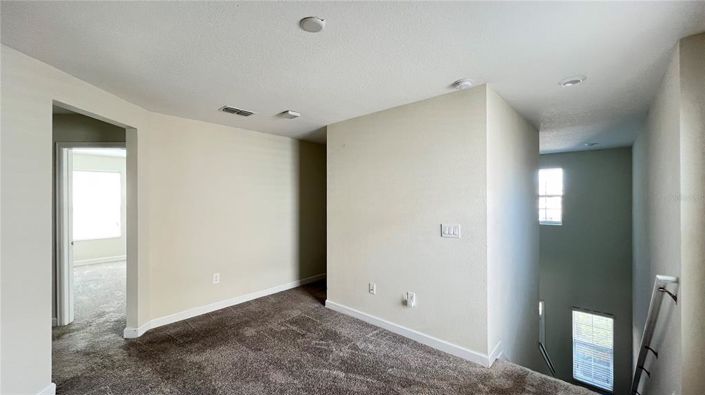 Image No.27-4 Bed House for sale