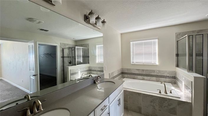 Image No.32-4 Bed House for sale