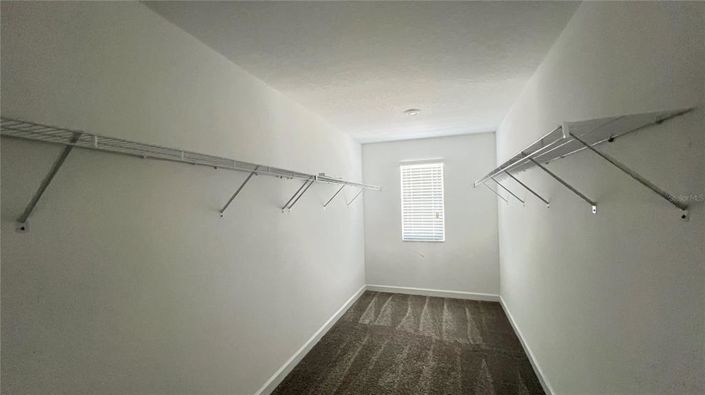 Image No.34-4 Bed House for sale