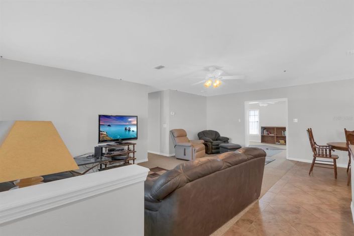 Image No.18-4 Bed House for sale