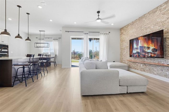 Image No.18-5 Bed House for sale