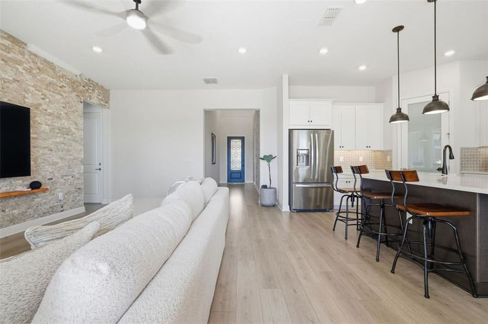 Image No.23-5 Bed House for sale