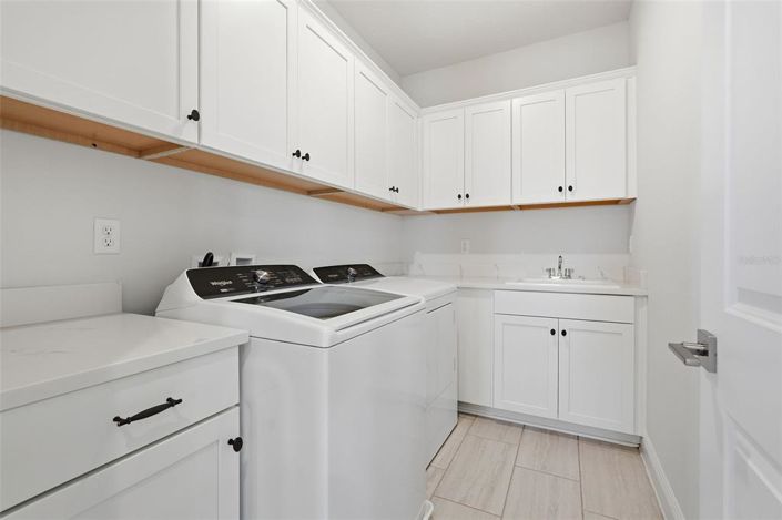 Image No.34-5 Bed House for sale