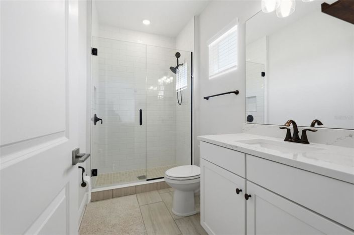 Image No.43-5 Bed House for sale