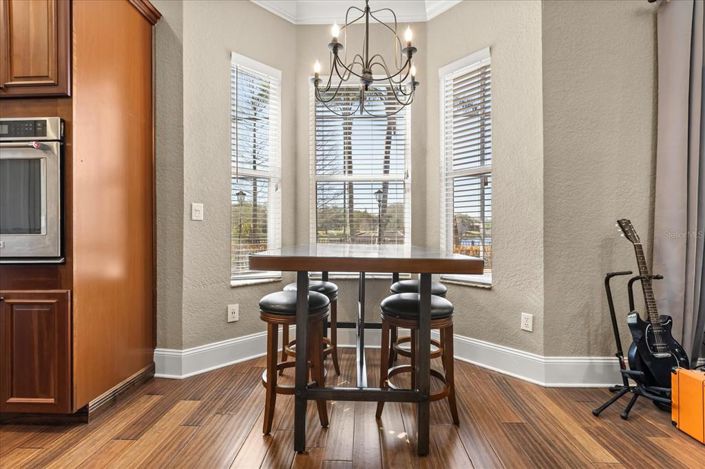 Image No.18-5 Bed House for sale