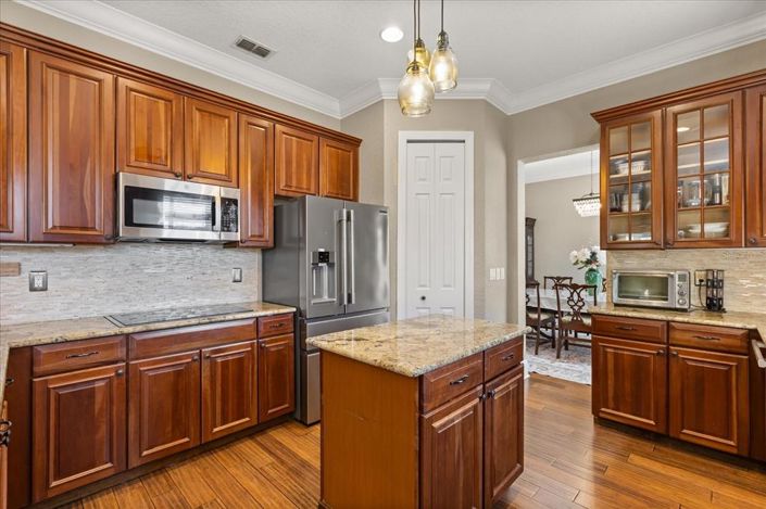 Image No.20-5 Bed House for sale