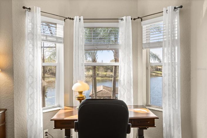 Image No.35-5 Bed House for sale