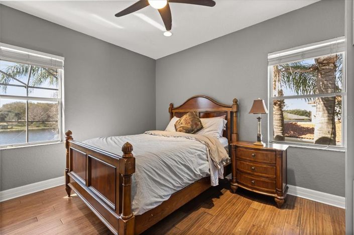 Image No.43-5 Bed House for sale