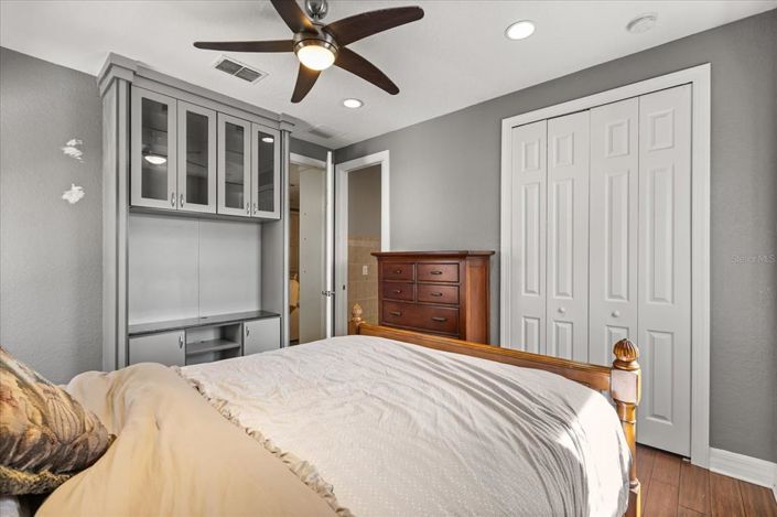 Image No.44-5 Bed House for sale