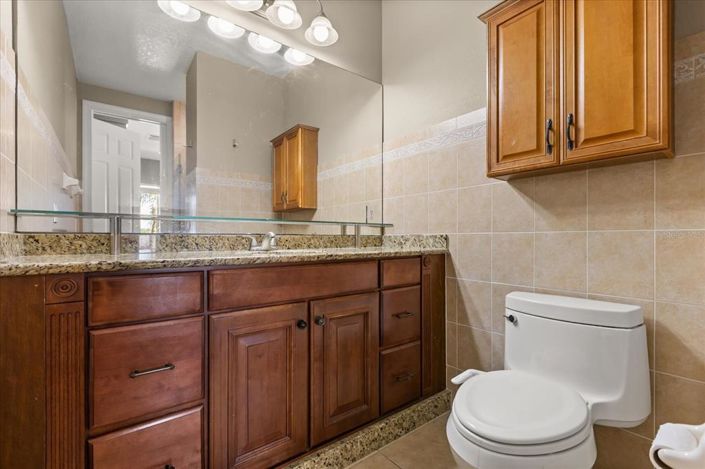 Image No.46-5 Bed House for sale