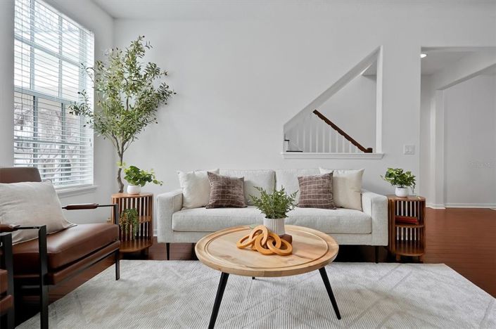 Image No.6-3 Bed Townhouse for sale