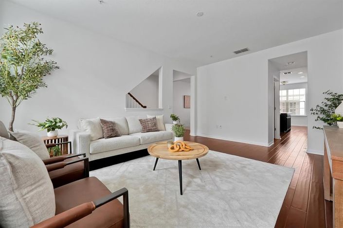 Image No.7-3 Bed Townhouse for sale