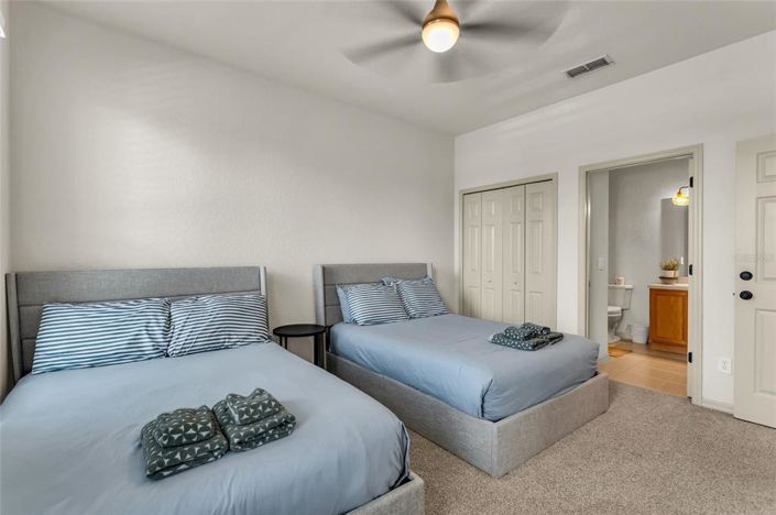 Image No.16-4 Bed Townhouse for sale