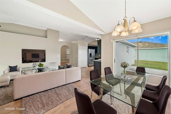 Image No.15-3 Bed House for sale