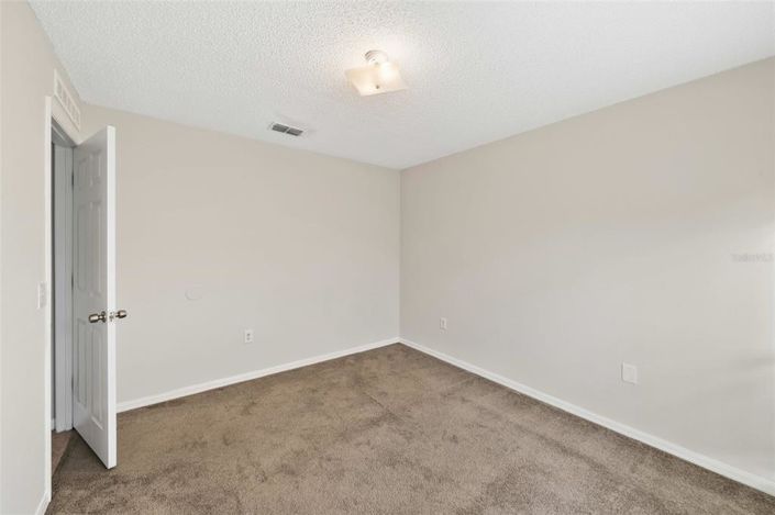 Image No.20-3 Bed House for sale