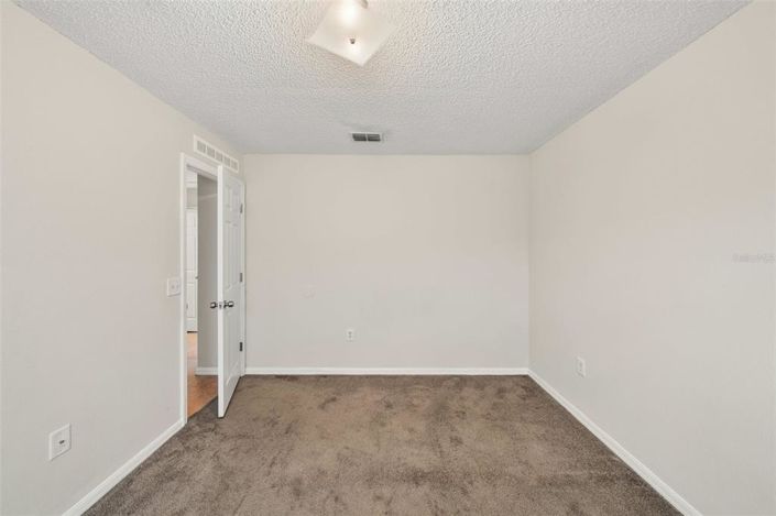 Image No.32-3 Bed House for sale