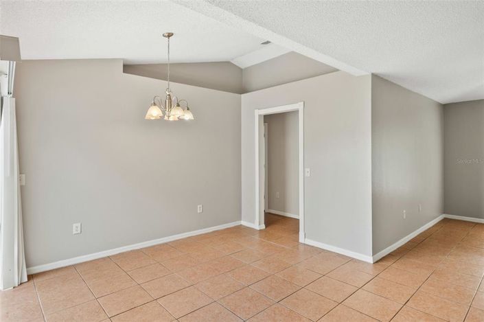 Image No.37-3 Bed House for sale