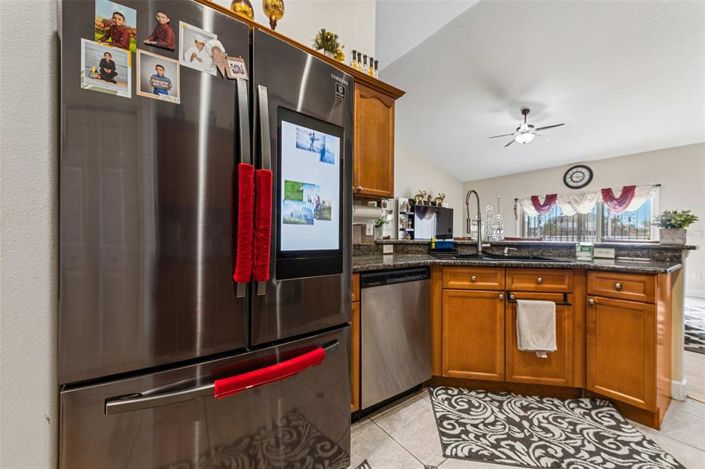 Image No.8-4 Bed House for sale