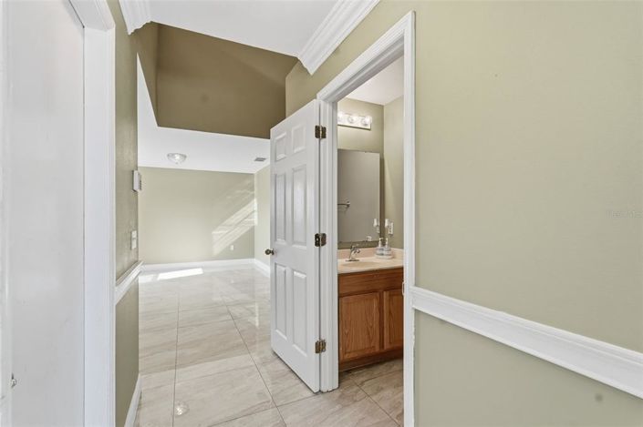 Image No.22-4 Bed House for sale