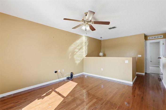 Image No.30-4 Bed House for sale