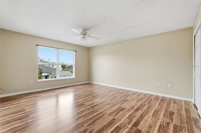 Image No.39-4 Bed House for sale